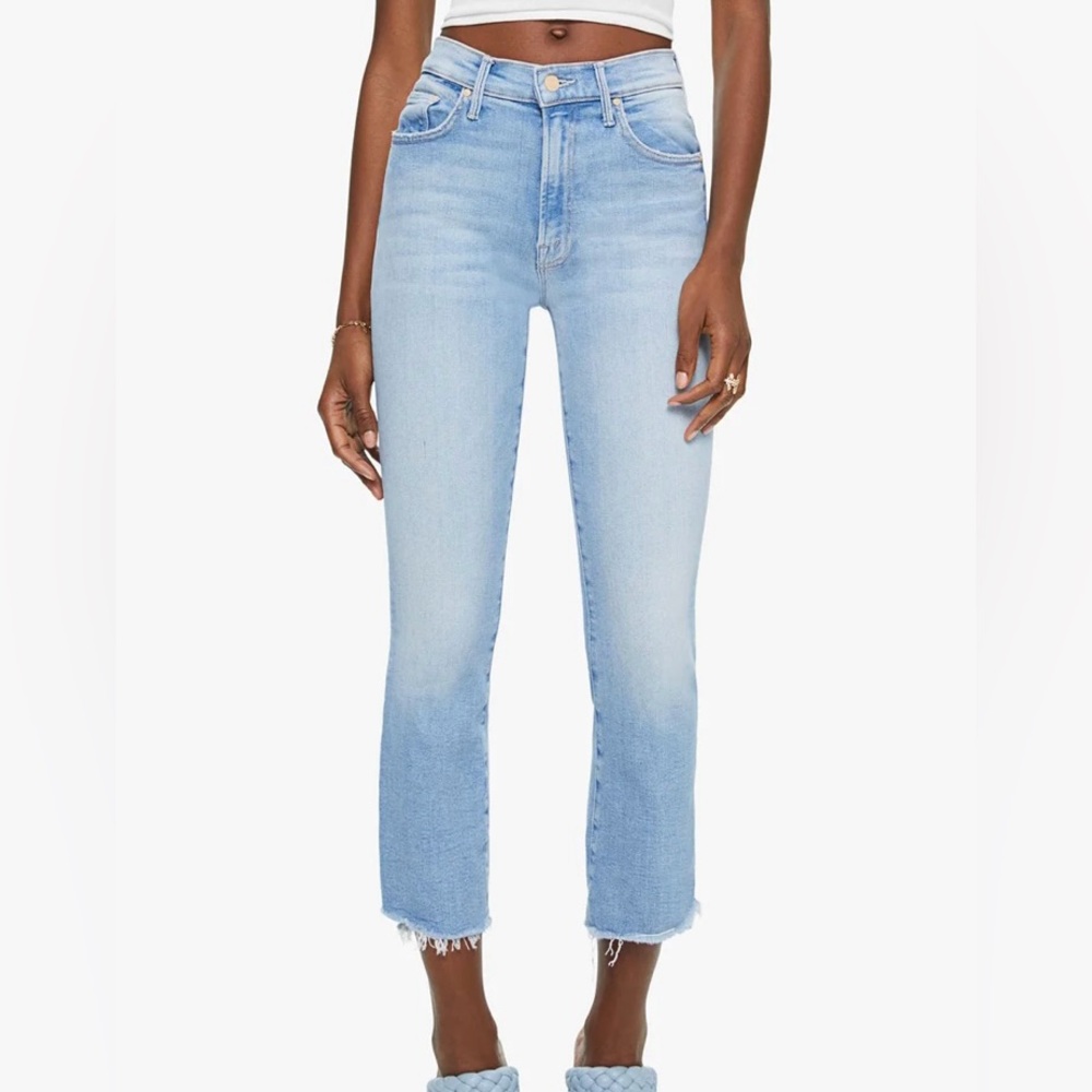 EUC Mother Denim - Size 30- The Insider Crop Step Fray “Fresh Catch” Wash